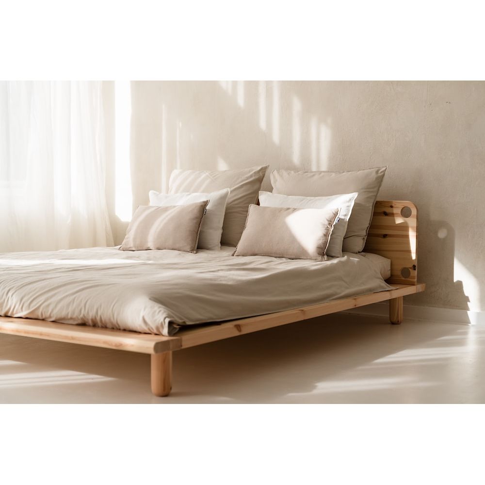 Karup Design PEEK BED CLEAR LACQUERED 180 X 200 W. 2 BED LAMPS