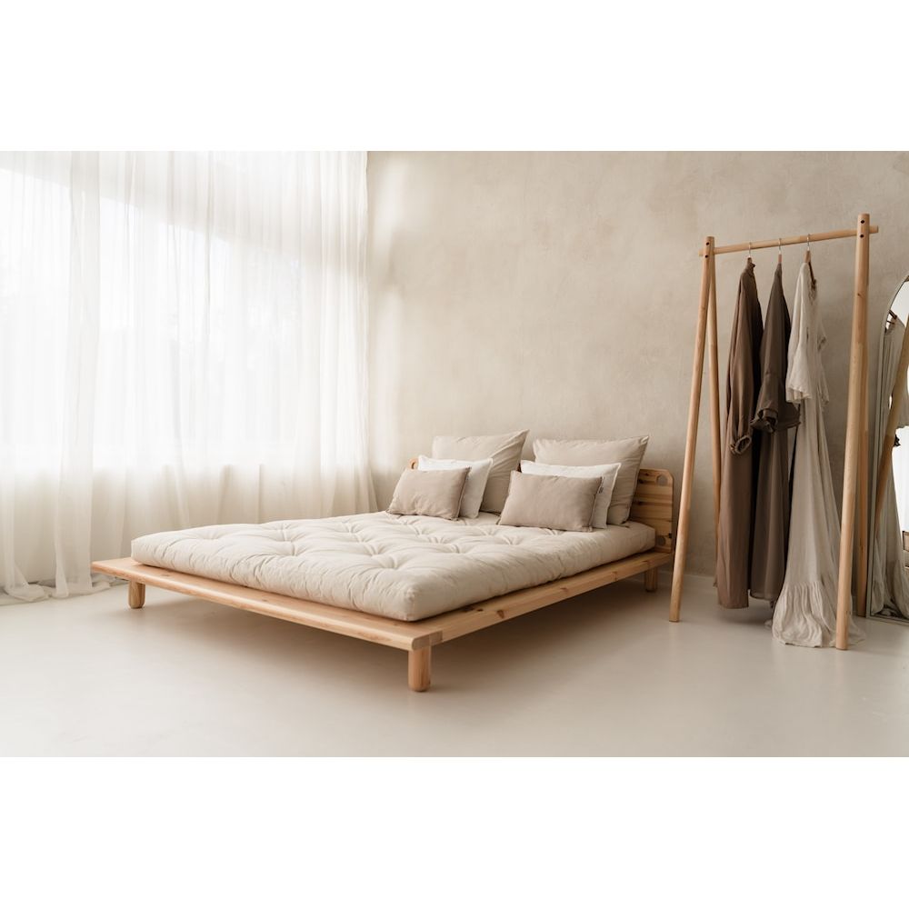 Karup Design PEEK BED CLEAR LACQUERED 180 X 200 W. 2 BED LAMPS